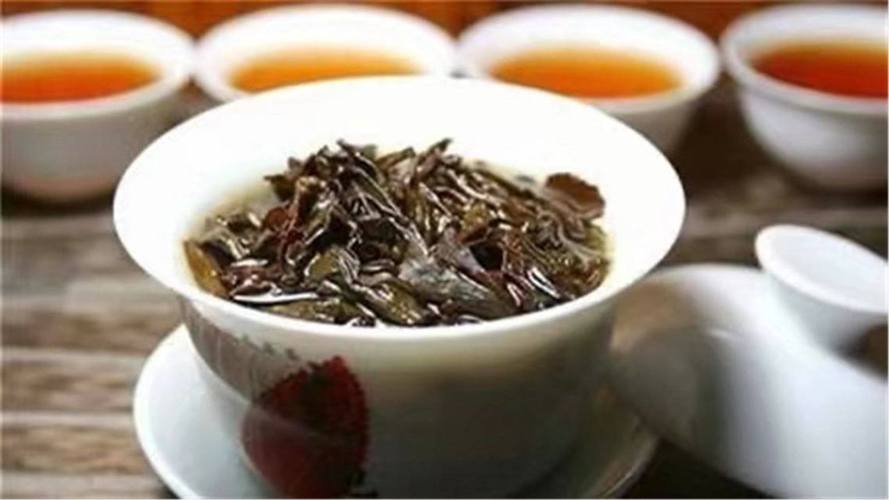 隔夜茶能喝吗?专家回应