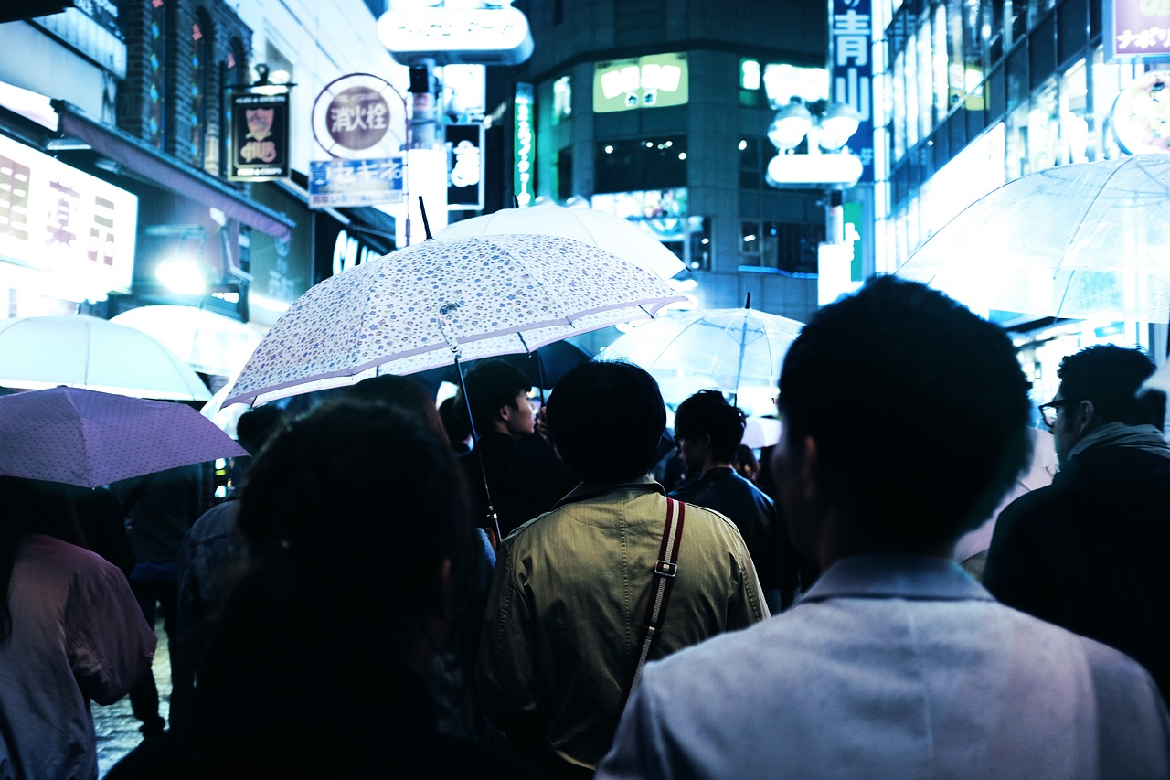 仅隔6天，上海地铁车厢内再次冒浓烟！警惕城市地铁安全隐患